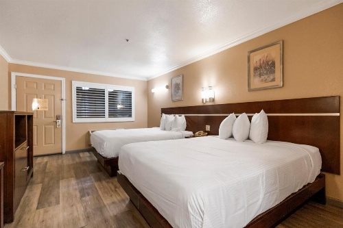 Country Inn Sonora image 6